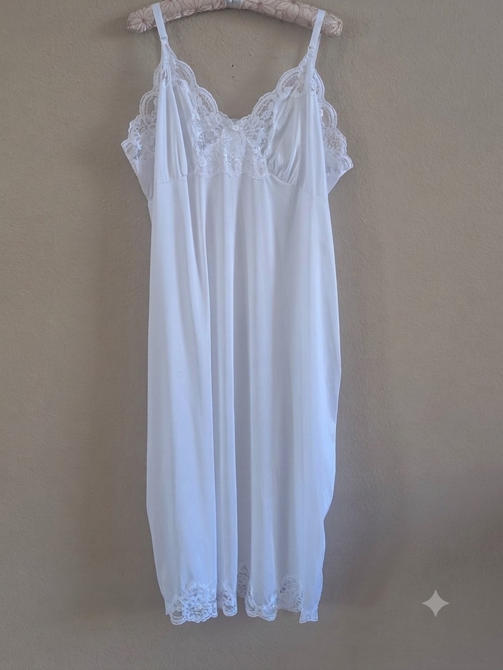 NWT Vintage White Lace Trim Full Slip Plus Size 22/24 Nylon Underdress Nightgown